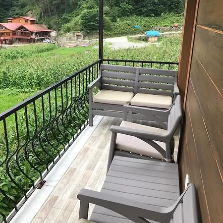 Karenes Kuzey 아파트호텔 Caykara